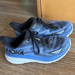 Hoka Clifton 9 Running Shoes